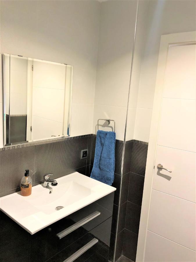 Precioso Apartamento Frente Al Mar Benalbeach Apartment Benalmadena Bagian luar foto