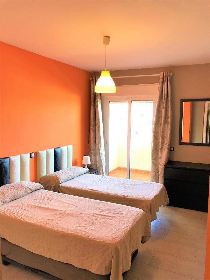 Precioso Apartamento Frente Al Mar Benalbeach Apartment Benalmadena Bagian luar foto